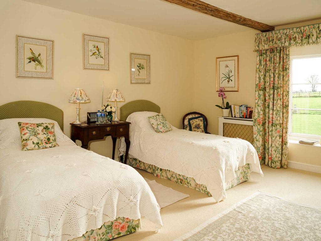 ウェルズ Coxley House Bed & Breakfast エクステリア 写真
